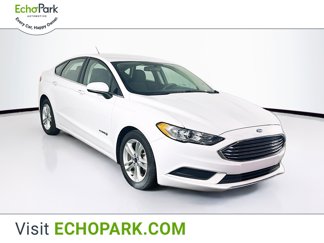 Used 2018 Ford Fusion SE image 1