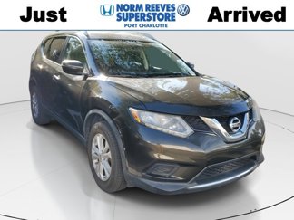 Used 2016 Nissan Rogue SV image 1