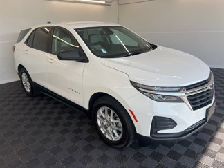Used 2023 Chevrolet Equinox LS w/ LS Convenience Package image 1