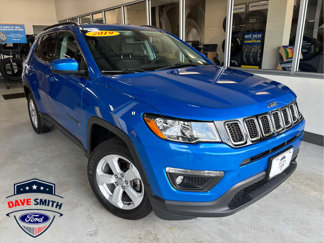 Used 2019 Jeep Compass Latitude image 1