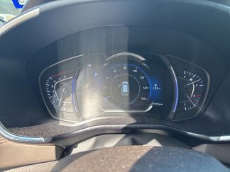 Used 2019 Hyundai Santa Fe FWD image 1