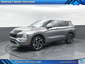 Used 2022 Mitsubishi Outlander SE image 1