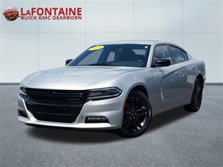 Used 2019 Dodge Charger SXT w/ Blacktop Package image 1