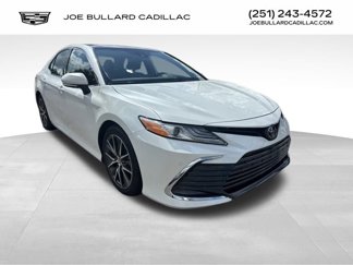Used 2023 Toyota Camry XLE image 1