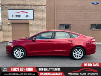 Used 2016 Ford Fusion SE image 1