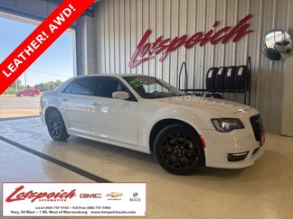 Used 2021 Chrysler 300 Touring L image 1