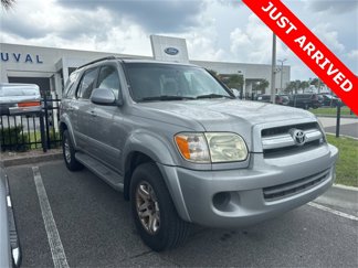 Used 2005 Toyota Sequoia SR5 image 1