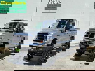 Used 2001 Ford F250 4x4 Crew Cab Super Duty image 1