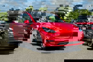 Used 2021 Tesla Model Y Long Range image 1