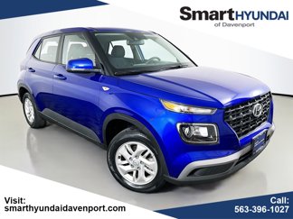 Certified 2022 Hyundai Venue SE image 1