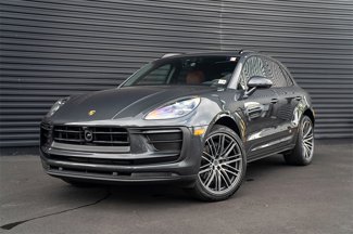 Used 2025 Porsche Macan image 1