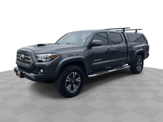 Used 2017 Toyota Tacoma TRD Sport image 1