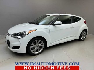 Used 2016 Hyundai Veloster image 1
