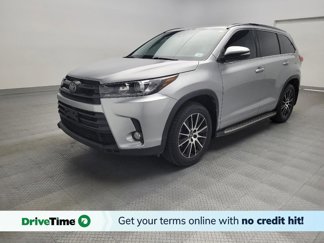 Used 2017 Toyota Highlander SE image 1