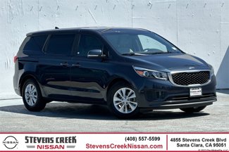 Used 2017 Kia Sedona LX image 1