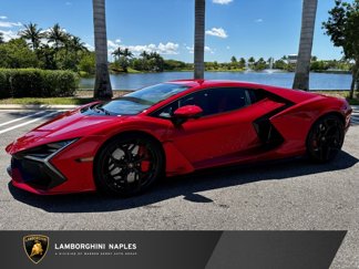 Used 2025 Lamborghini Revuelto image 1