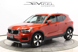 Used 2019 Volvo XC40 T4 Momentum image 1