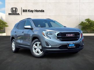 Used 2018 GMC Terrain SLE w/ Driver Convenience Package image 1