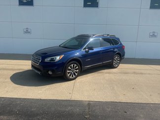 Used 2015 Subaru Outback 3.6R Limited image 1