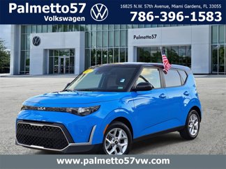 Used 2023 Kia Soul S image 1