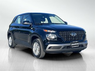Used 2024 Hyundai Venue SE image 1
