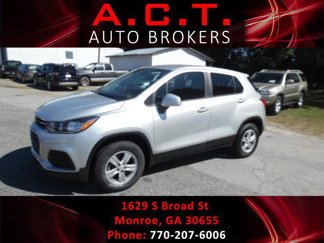 Used 2020 Chevrolet Trax LS w/ Tint and Cruise Package image 1