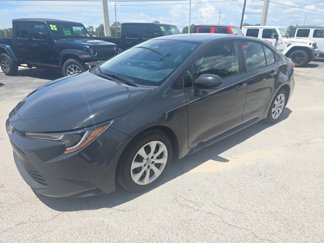 Used 2023 Toyota Corolla LE image 1