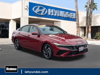 Used 2024 Hyundai Elantra SEL w/ Convenience Package image 1