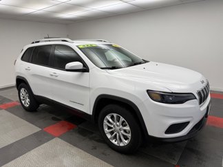 Used 2021 Jeep Cherokee Latitude image 1