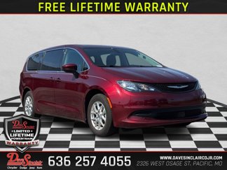 Used 2022 Chrysler Voyager LX image 1