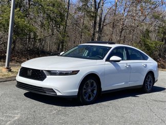 Used 2024 Honda Accord EX image 1