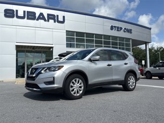 Used 2020 Nissan Rogue S image 1