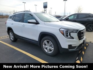 Certified 2022 GMC Terrain SLE w/ Driver Convenience Package image 1