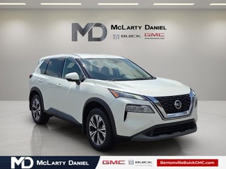Used 2021 Nissan Rogue SV image 1