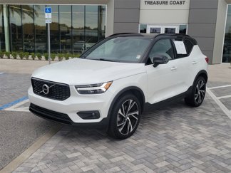 Used 2021 Volvo XC40 T4 R-Design w/ Protection Package Premier image 1