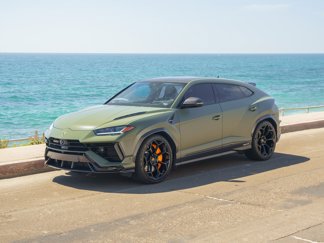 Used 2023 Lamborghini Urus Performante image 1