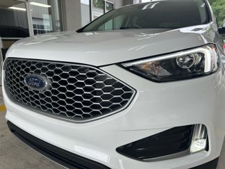 Used 2024 Ford Edge SEL w/ Convenience Package image 1