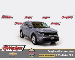 Used 2022 Kia Sorento LX image 1