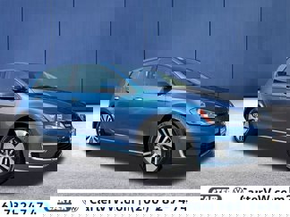 Used 2016 Volkswagen e-Golf SE video 1