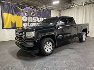 Used 2017 GMC Sierra 1500 4x4 Double Cab image 1