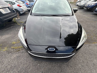 Used 2015 Ford Focus SE w/ Reverse Sensing Package image 1