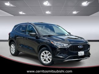 Used 2023 Ford Escape Active w/ Tech Pack #1 image 1