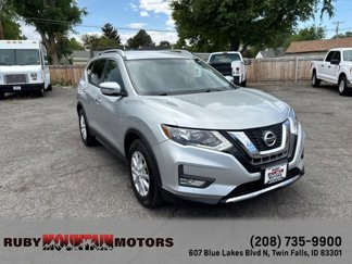 Used 2018 Nissan Rogue SV image 1