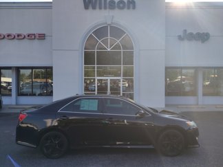 Used 2012 Toyota Camry SE image 1
