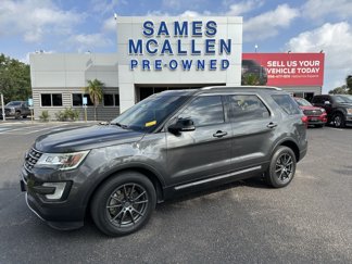Used 2017 Ford Explorer XLT image 1