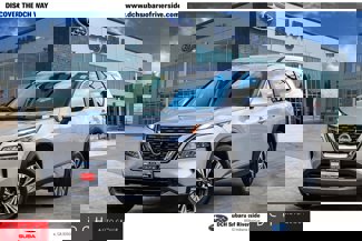 Used 2022 Nissan Rogue SV image 1