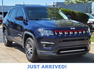 Used 2018 Jeep Compass Latitude w/ Cold Weather Group image 1