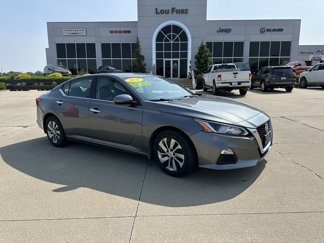 Used 2021 Nissan Altima 2.5 S image 1