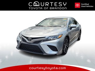 Certified 2020 Toyota Camry SE image 1