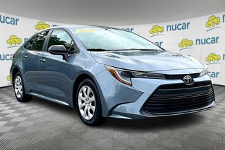 Used 2024 Toyota Corolla LE image 1